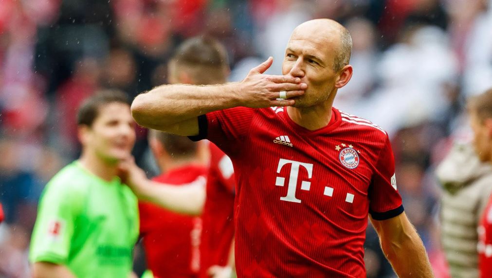 Robben, Bangkit Walau Terjungkal di Momen Krusial